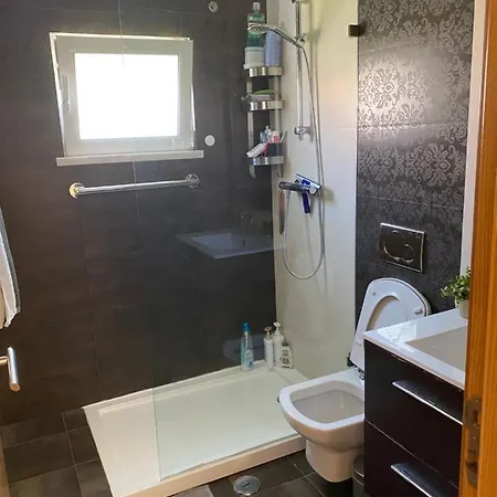 Zion Homestay Almada