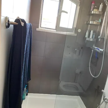 Zion Privatunterkunft Almada
